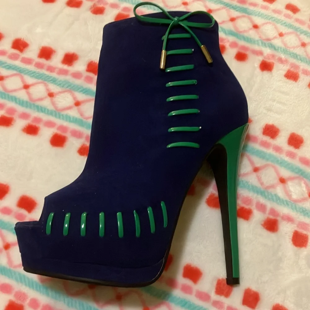 Liliana Faux Suede Stillettos Booties Size 7.5 Navy and Green 6” Heels - Picture 3 of 11